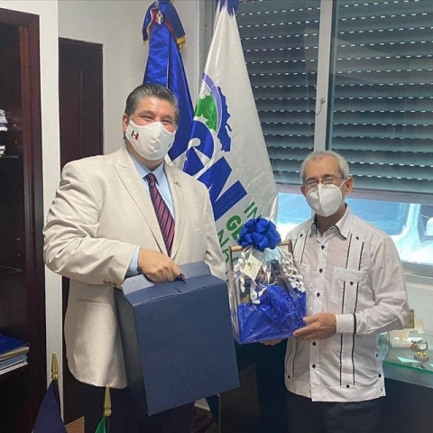 El director general del Instituto Geográfico Nacional, Lic. Bolívar Troncoso, recibió la visita del Embajador de México, el Sr. Carlos Peñafiel.