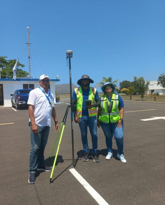 la Dirección de Geodesia del IGN-JJHM realiza proceso de verificación de las CORS para el fortalecimiento y unificación del Sistema Geodésico Nacional Activa para la República Dominicana
