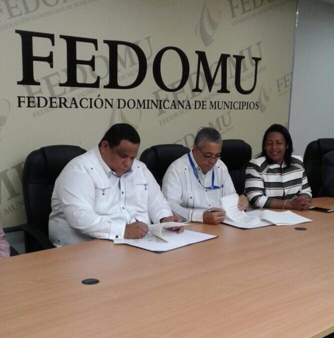 Convenio fortalece gobiernos locales