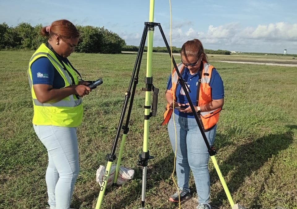 IGN-JJHM avanza en el Fortalecimiento de la Red Geodésica interna en Aeropuertos, aeródromos y helipuertos de la República Dominicana.