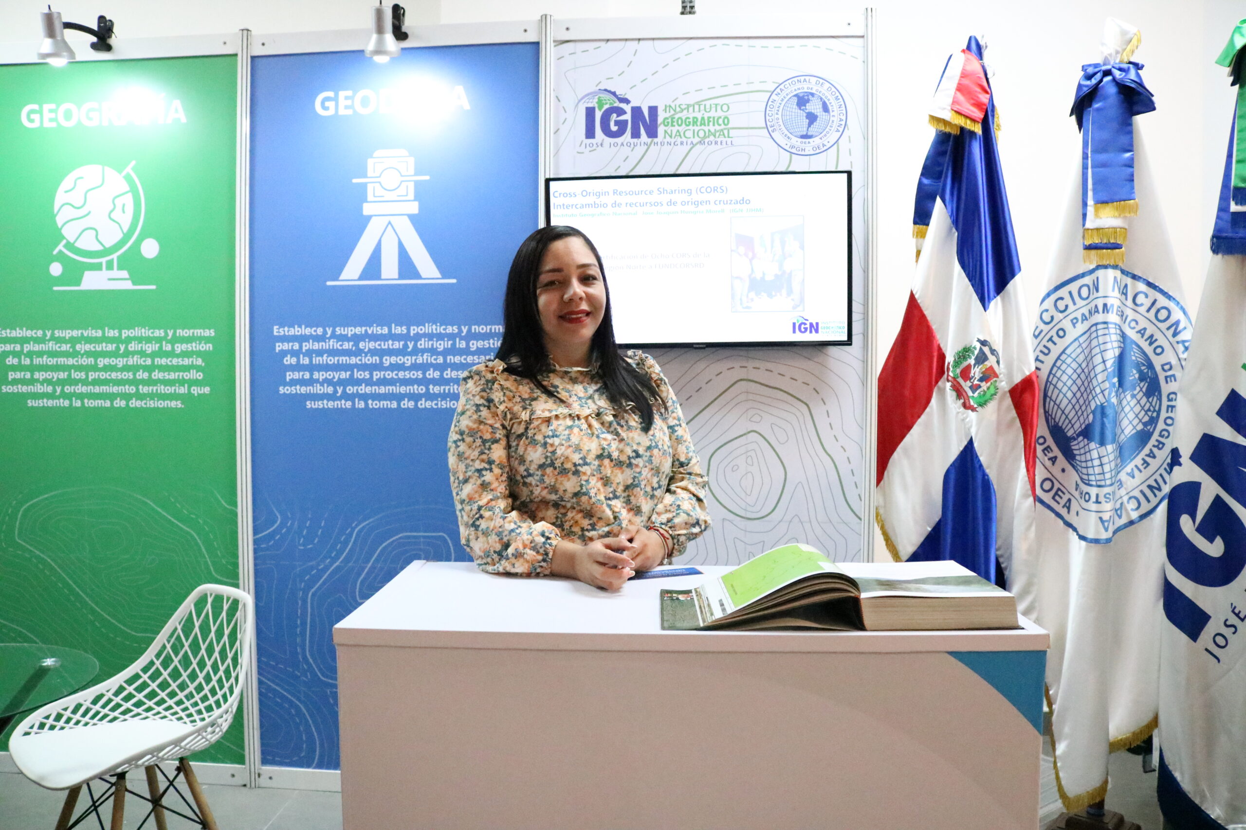 Firma de Convenio entre el Instituto Geográfico Nacional y el Consejo Nacional para el Cambio Climático Firma de Convenio entre el Instituto Geográfico Nacional y el Consejo Nacional para el Cambio Climático